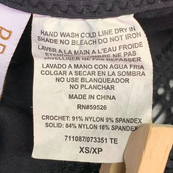 BECCA Women's Show‎ & Tell Crochet One Piece Swimsuit Size XS - Picture 8 of 12